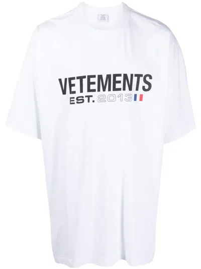 Vetements Flag Logo T-shirt In Multicolor
