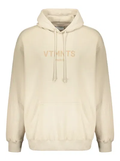 Vetements Logo-print Hoodie In Neutral