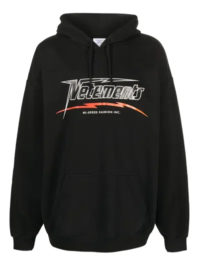 Vetements Logo-print Hoodie In Black