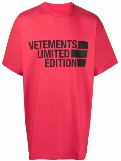 Vetements Logo-print T-shirt In Pink