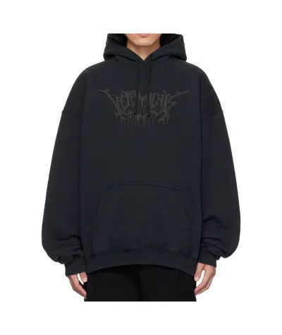 Vetements Long-sleeved Hooded Sweatshirt In Black