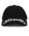 Vetements Logo-embroidered Cap In Black