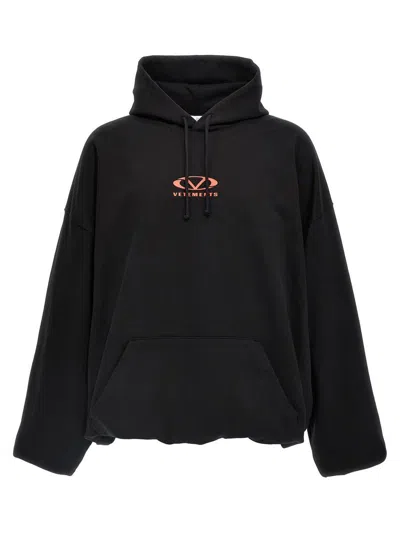 Vetements 'oval Logo' Hoodie