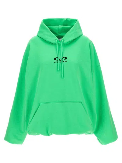 VETEMENTS VETEMENTS 'OVAL LOGO' HOODIE