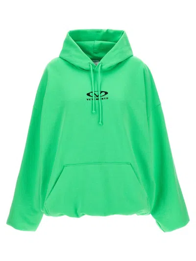 VETEMENTS VETEMENTS 'OVAL LOGO' HOODIE