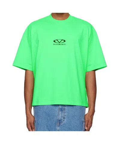 Vetements Green Oval Logo Cropped Boxy T-shirt In Neon Green