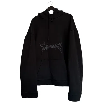 Pre-owned Vetements Runway Og Metal Logo Hoodie Aw15 In Black