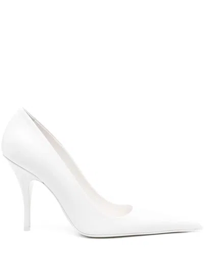 Vetements Sharp Pump Shoes In White