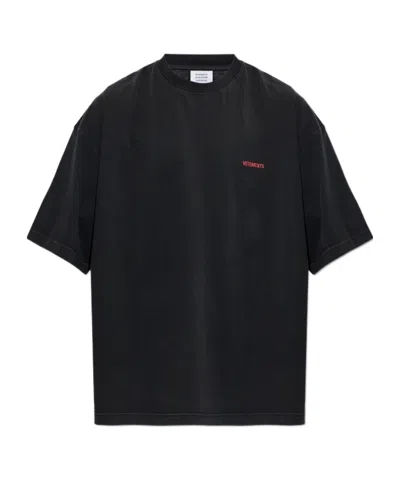 Vetements Short-sleeved T-shirt In Black