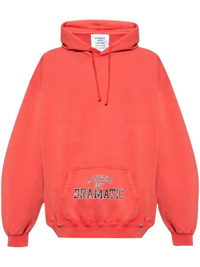 Vetements Slogan-print Hoodie In Red