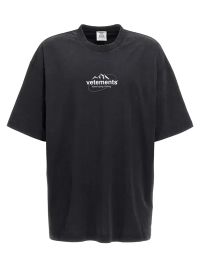 Vetements Spring Logo T-shirt In Black