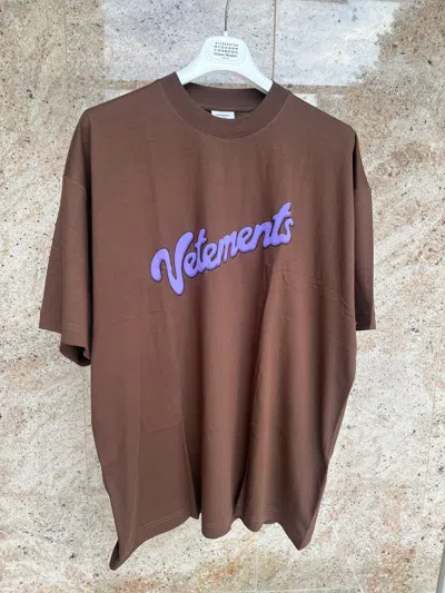 Pre-owned Vetements Sweet Logo T-shirt Ss In Chocolate