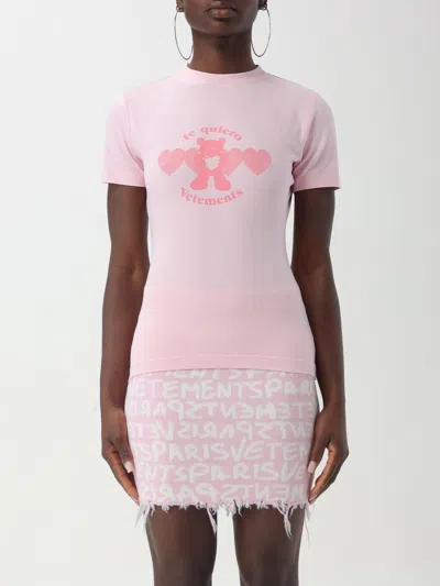 Vetements T-shirt  Woman In Pink