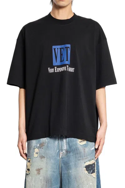 VETEMENTS VETEMENTS T-SHIRTS & TANK TOPS