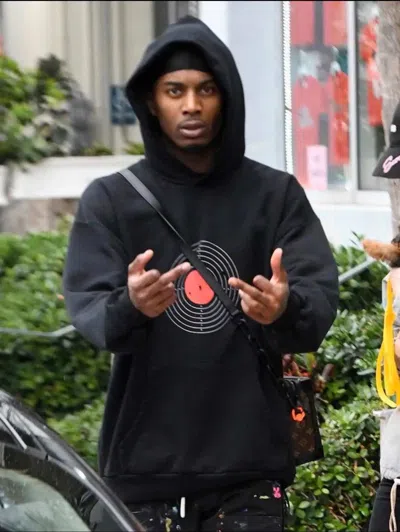 Pre-owned Vetements Target Hoodie Grail In Black