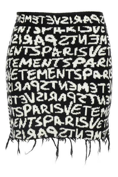 VETEMENTS VETEMENTS 'VETEMENTS PARIS MONOGRAM MINI' SKIRT
