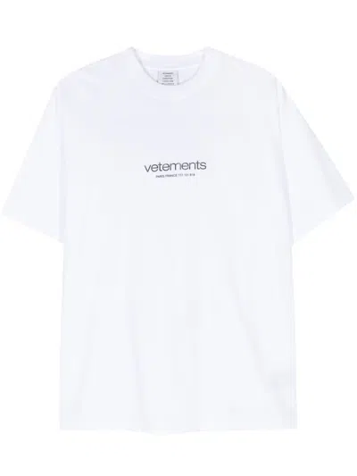 Vetements White Embossed Logo Cotton T-shirt For Women