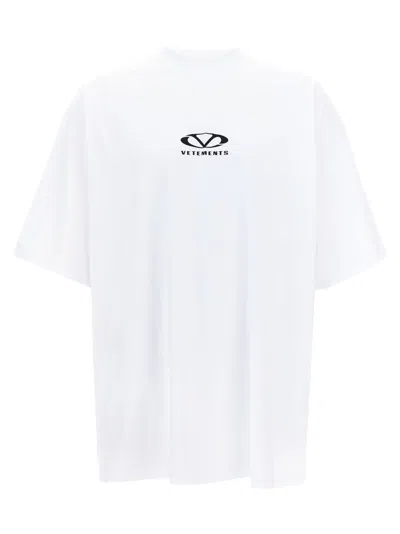 VETEMENTS WHITE OVAL LOGO T-SHIRT