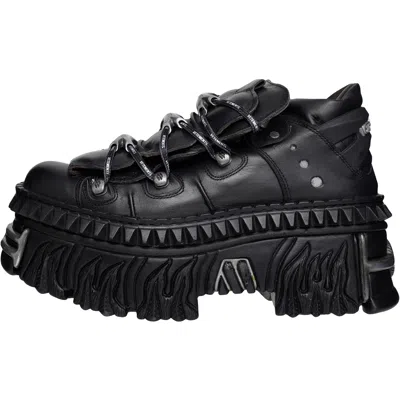 Vetements X New Rock Platform Boots In Black