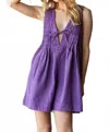 Veveret Front Pleated V Neck Sleeveless Denim Romper In Purple In Purple