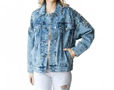 Veveret Pearl Denim Jacket In Blue