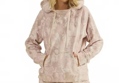 Veveret Women's French Terry Hoodie In Pink Camo