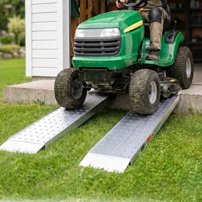 Vevor Aluminum Trailer Ramps, 55 X 12 In, Heavy-duty Atv Ramp Set With Anti-slip Plates, 3000lbs Combined  In Green