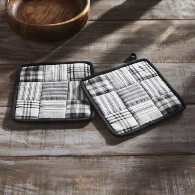 Vhc Brands Sawyer Mill Black Patchwork 100% Cotton Pot Holder Set In Black;beige