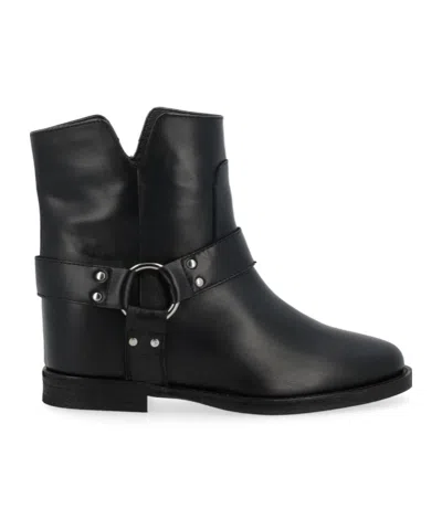 Via Roma 15 Belted Short Boots In Black