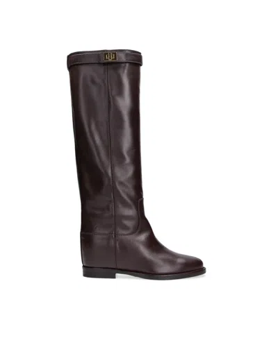 Via Roma 15 Stivale Santa Monica Con Lucchetto Nero In Brown