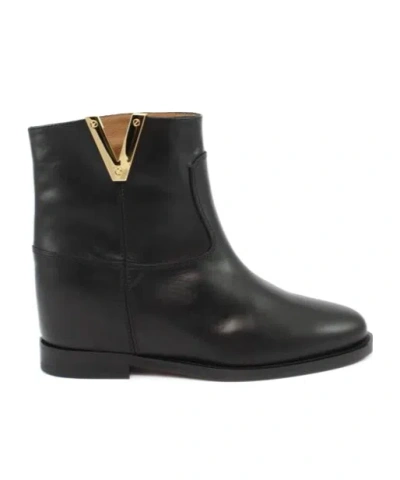 Via Roma 15 V Booties In Black