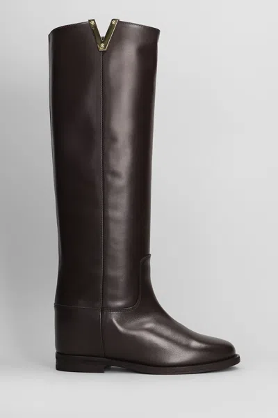 Via Roma 15 In Dark Brown Leather