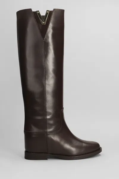 Via Roma 15 In Dark Brown Leather