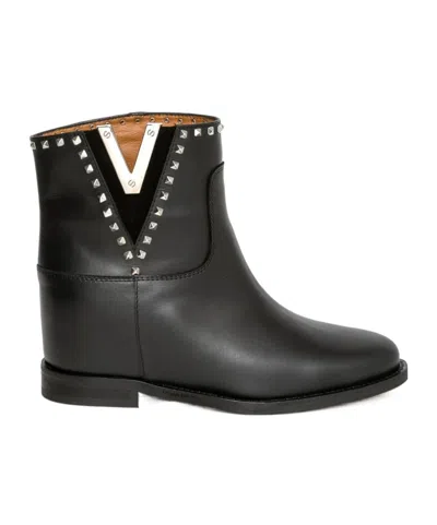 Via Roma 15 Logo-plaque Leather Boots In Black