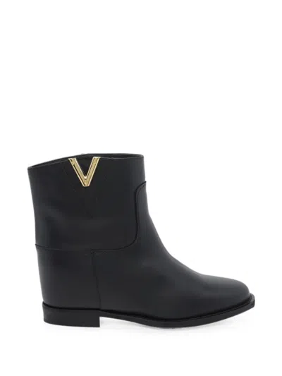 Via Roma 15 Logo-plaque Leather Ankle Boots In Black