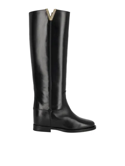 Via Roma 15 V-stud Leather Boots In Black