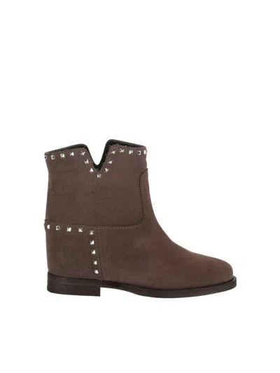 Via Roma 15 Studded And Embroidered Leather Ankle Boots With Low Heel In Brown