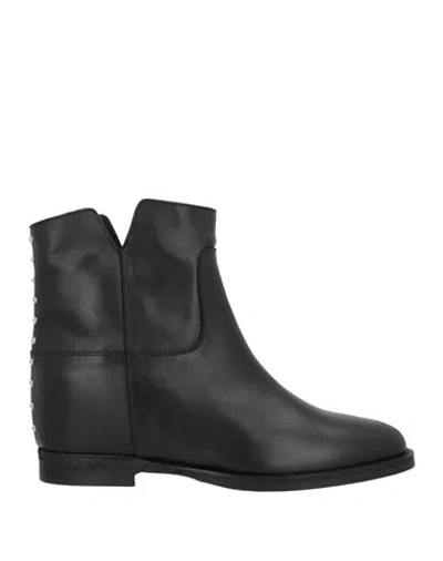 Via Roma 15 Leather Western Boots In Black