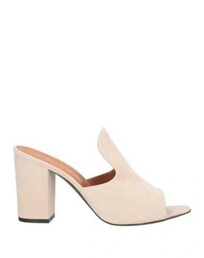 Via Roma 15 Woman Sandals Blush Size 11 Leather In Multi