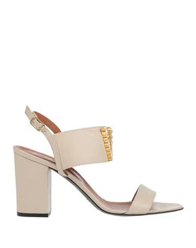 Via Roma 15 Woman Sandals Ivory Size 11 Leather In White