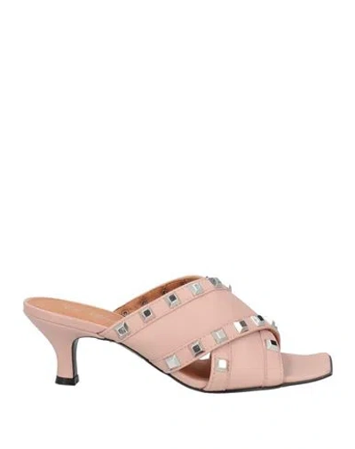 Via Roma 15 Woman Sandals Light Pink Size 8 Leather