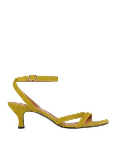 Via Roma 15 Woman Sandals Mustard Size 5 Leather In Yellow