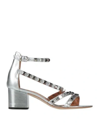 Via Roma 15 Woman Sandals Silver Size 8 Leather