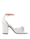 Via Roma 15 Woman Sandals White Size 11 Leather