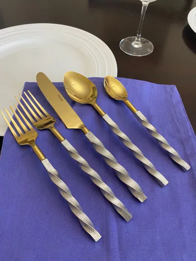 Vibhsa Elegant Gold Flatware 20 Piece Place Setting In Blue