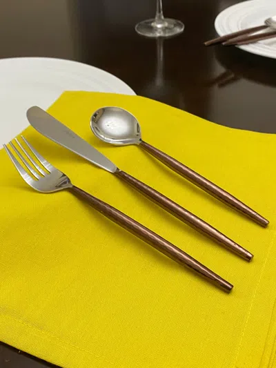 Vibhsa Hammered Stainless Steel Flatware 18-piece Set
