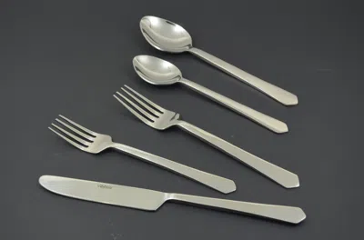 Vibhsa Stainless Steel Flatware Set Of 20 Pieces (silver Glossy)