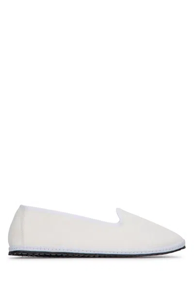 Vibi Venezia Loavers In White
