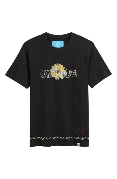Vic Garcia World Unique Graphic T-shirt In Black