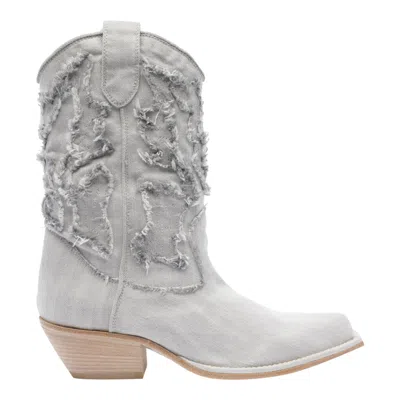 VIC MATIE BOOTIES